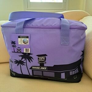 TRADER JOE's ReUsable Insulated Bags Large